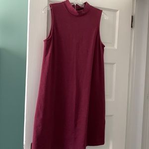 Maroon sleeveless dress made for Fall!!!